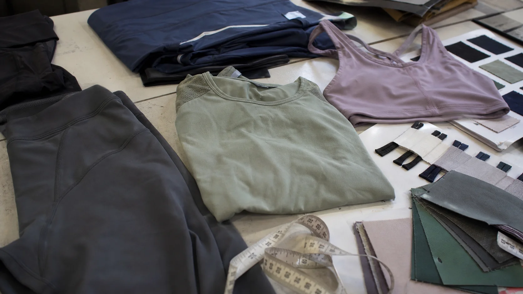 Bulk Activewear Sets MOQ Pricing for Teams